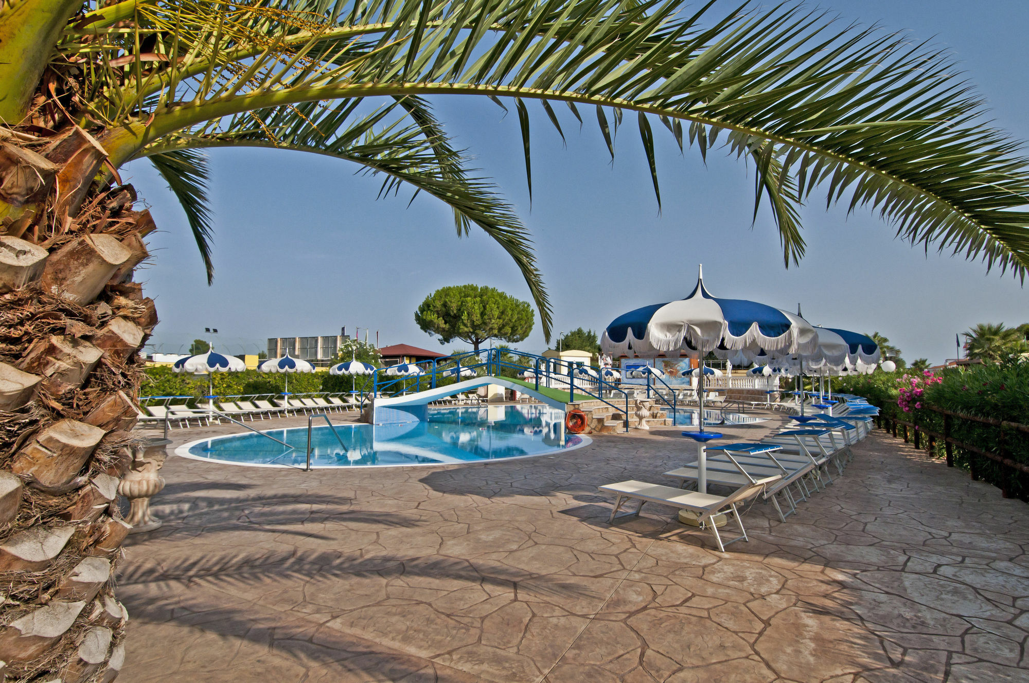 ホテル Park Village 4*